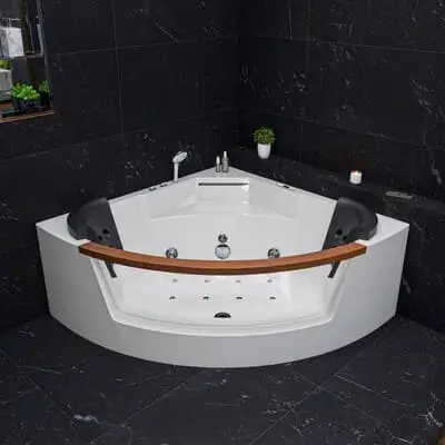 Luxury Modern Whirlpool Bathtub with Bluetooth and Unique Design